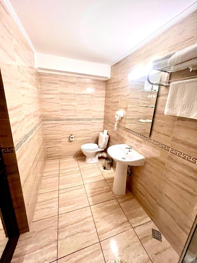 Complex Azar Hotel Galac Kültér fotó