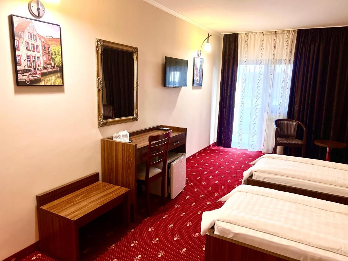 Complex Azar Hotel Galac Kültér fotó