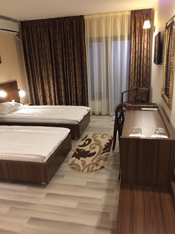 Complex Azar Hotel Galac Kültér fotó