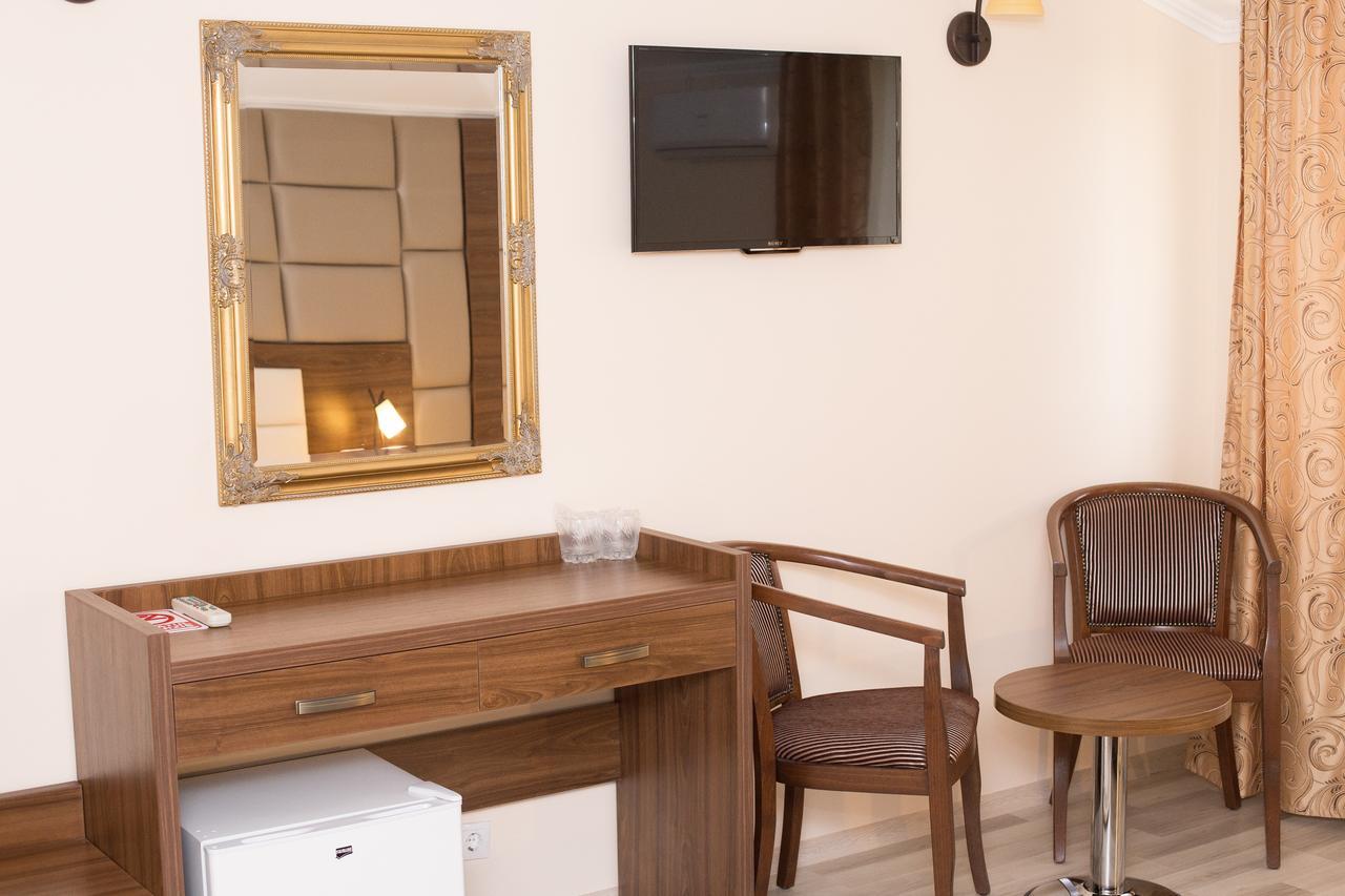 Complex Azar Hotel Galac Kültér fotó